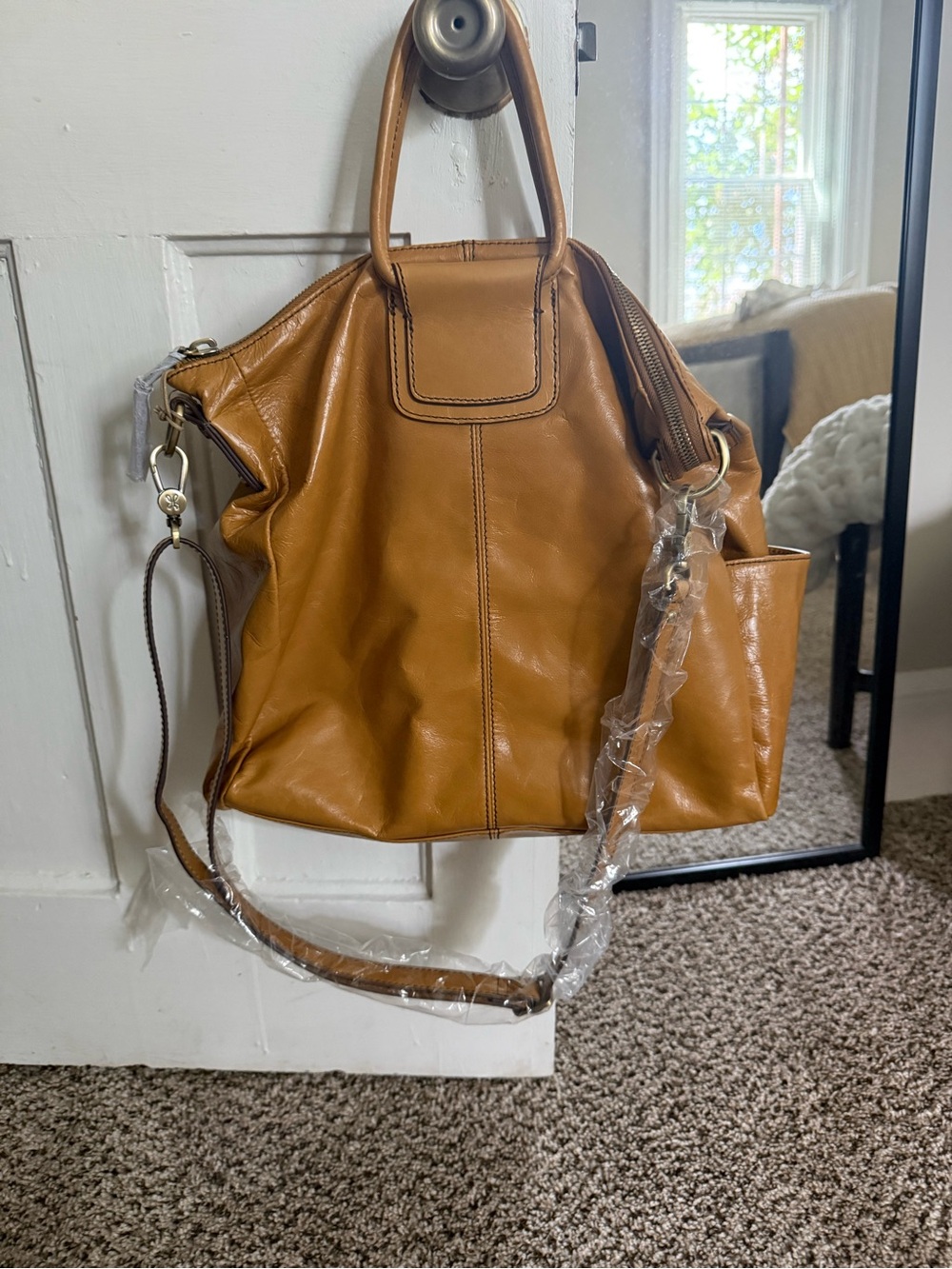 HOBO Sheila Leather Top Handle bag large
